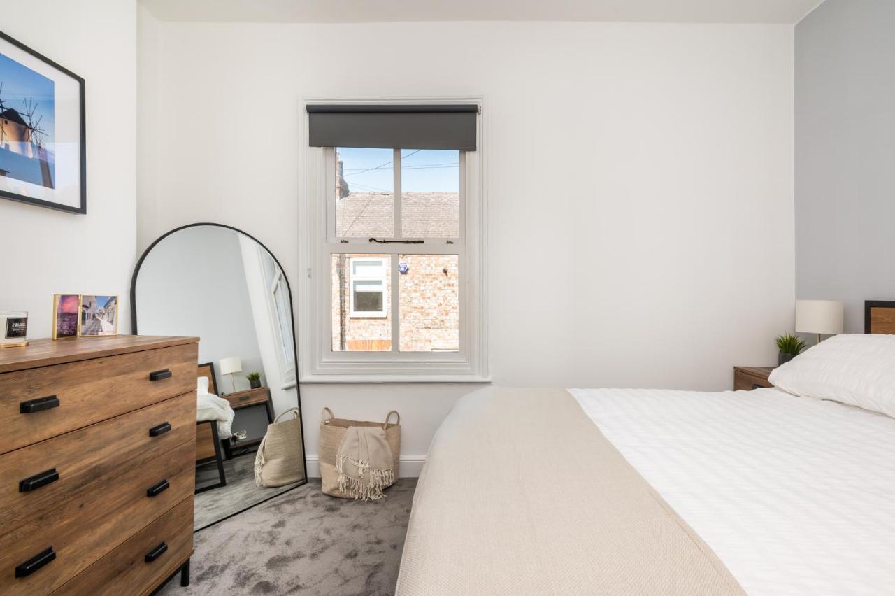 Casa de férias Stylish, Centrally Located Terrace - Pass The Key